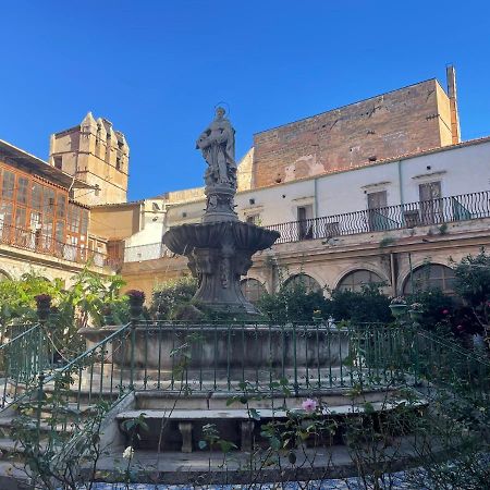 Sant'Andrea - Luxury Rooms In Vucciria Palermo Esterno foto