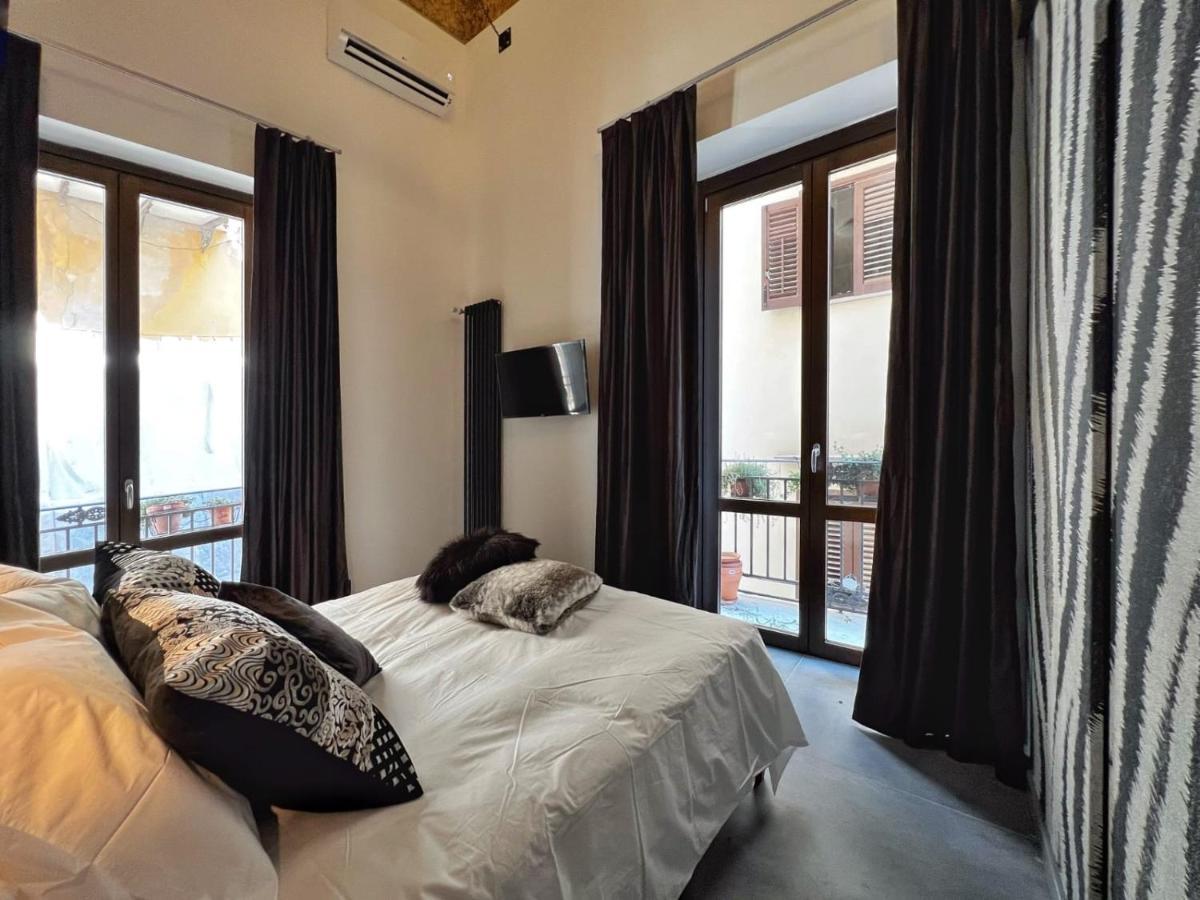 Sant'Andrea - Luxury Rooms In Vucciria Palermo Esterno foto