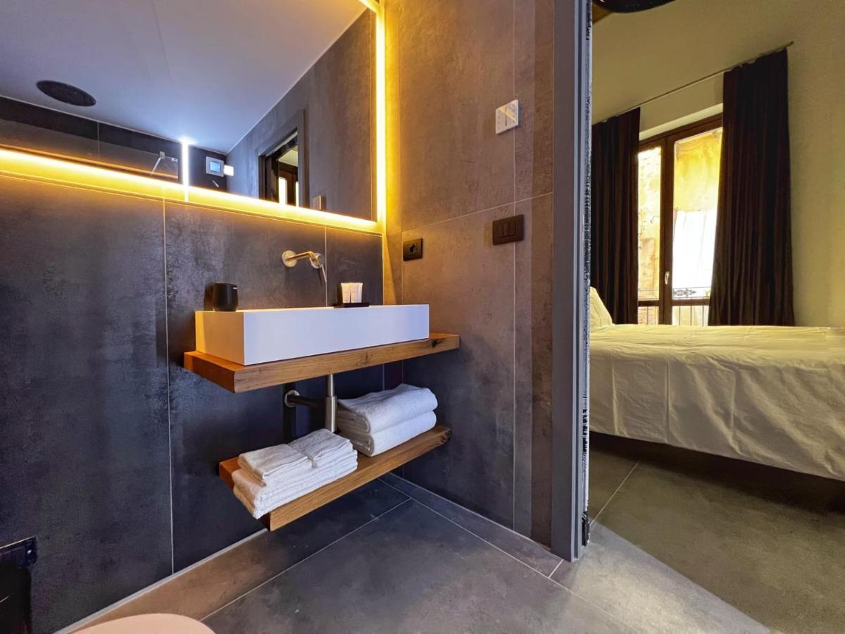 Sant'Andrea - Luxury Rooms In Vucciria Palermo Esterno foto
