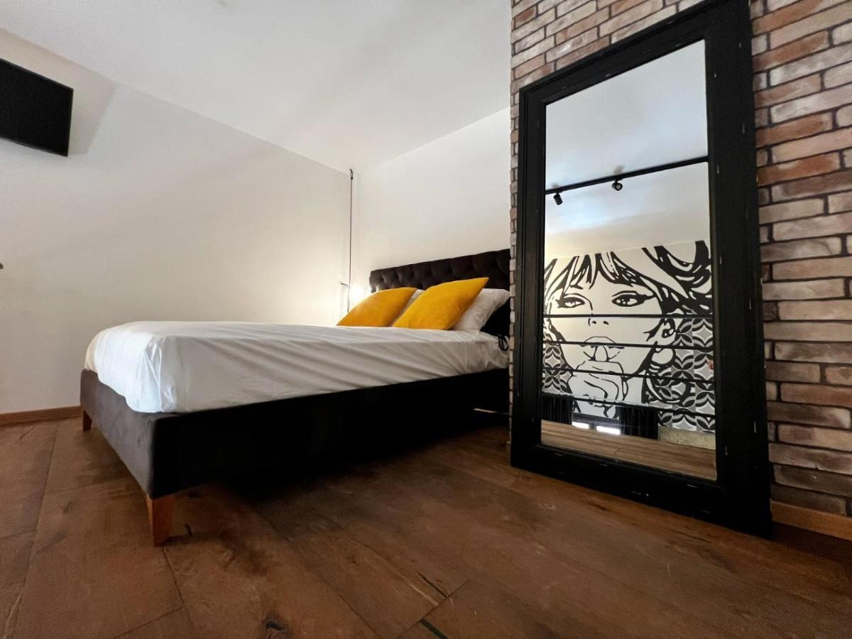 Sant'Andrea - Luxury Rooms In Vucciria Palermo Esterno foto