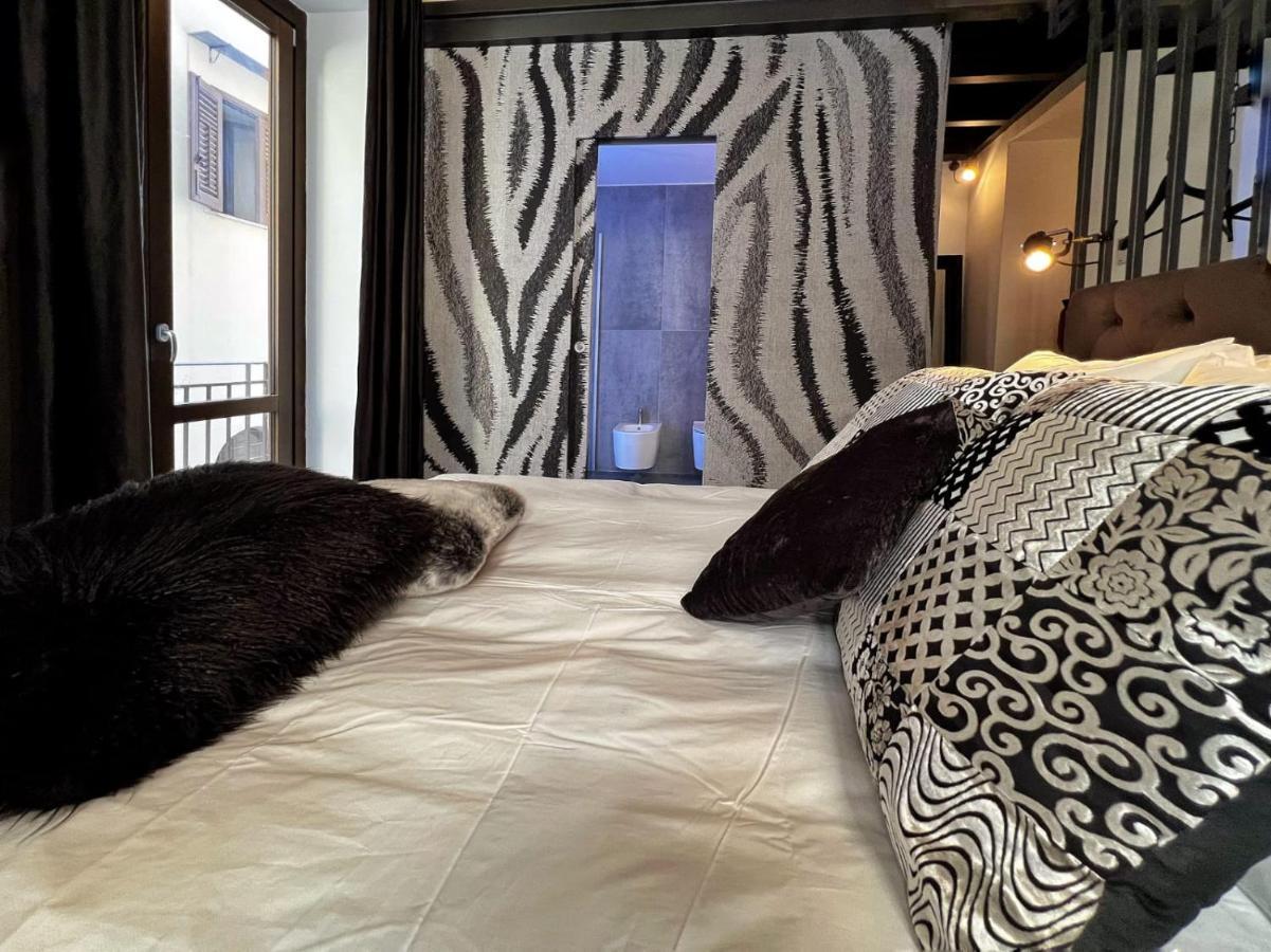 Sant'Andrea - Luxury Rooms In Vucciria Palermo Esterno foto