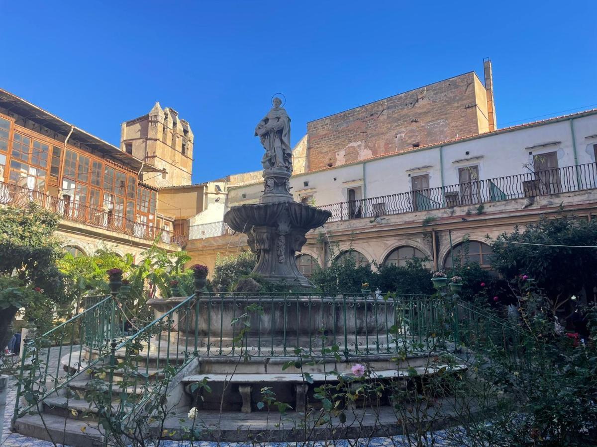 Sant'Andrea - Luxury Rooms In Vucciria Palermo Esterno foto